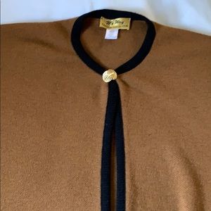 VINTAGE Cape - one size